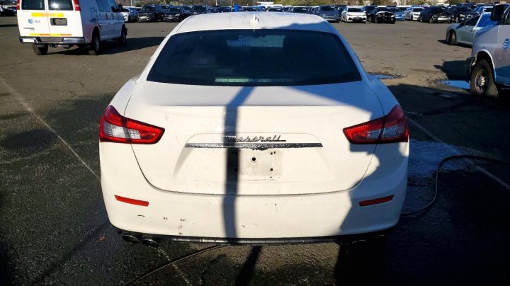 Maserati GHIBLI  2015