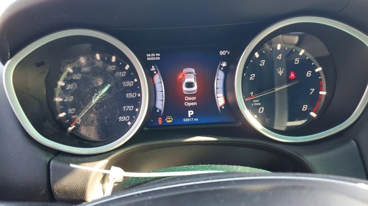 Maserati GHIBLI  2015
