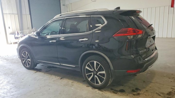 Nissan ROGUE  2018