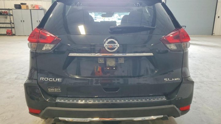 Nissan ROGUE  2018
