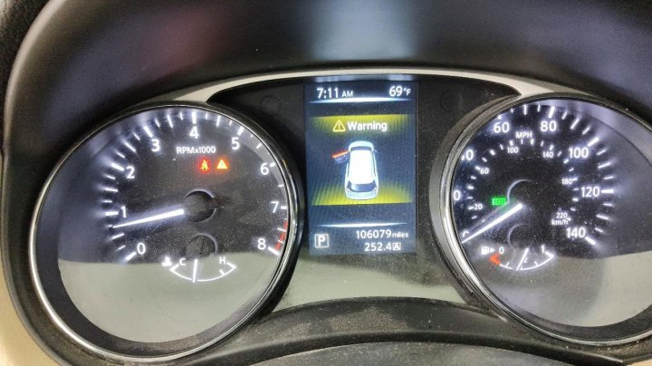 Nissan ROGUE  2016