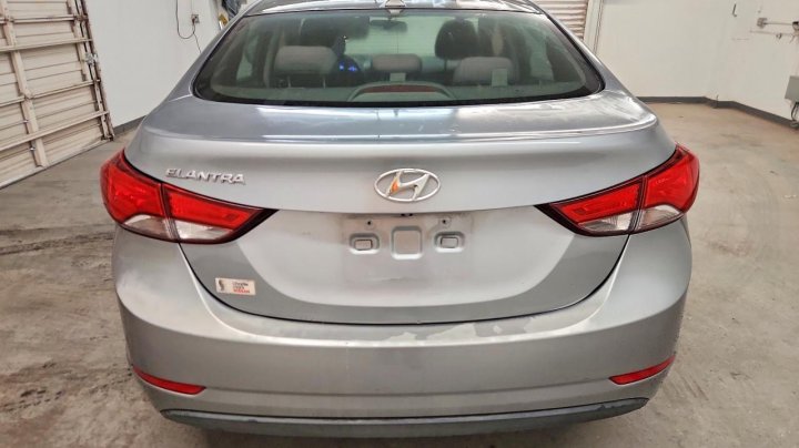 Hyundai Elantra  2015