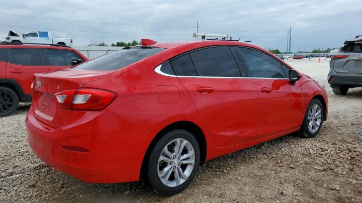Chevrolet CRUZE  2019