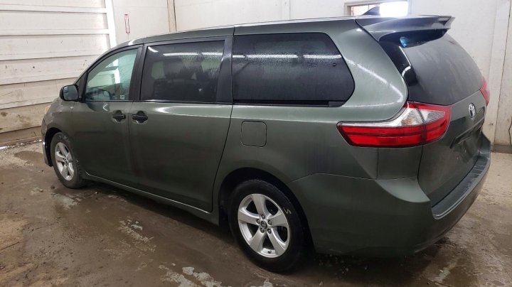 Toyota SIENNA  2020