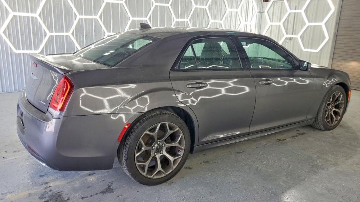 CHRYSLER 300  2018
