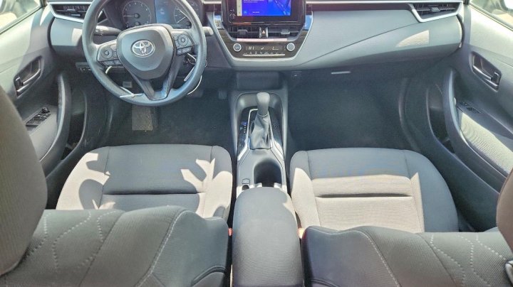 Toyota Corolla  2025