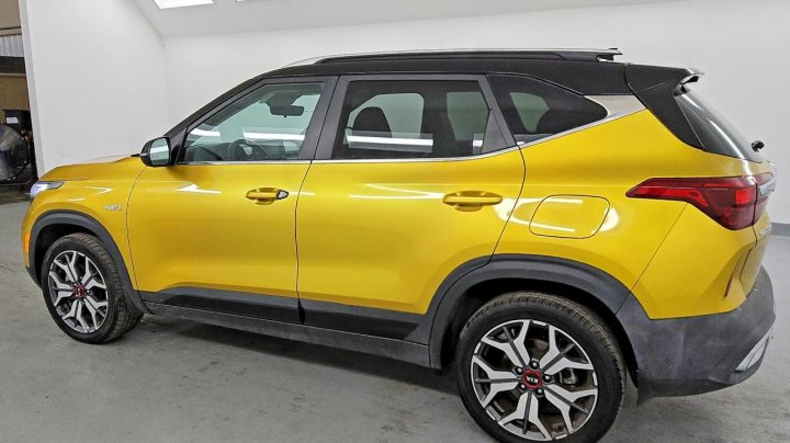 KIA Seltos  2021