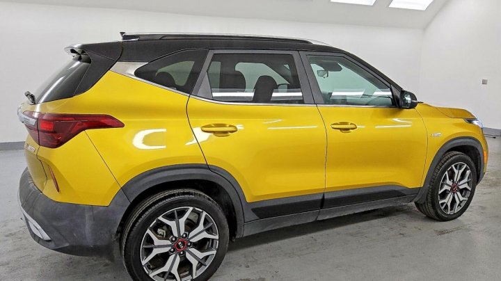 KIA Seltos  2021