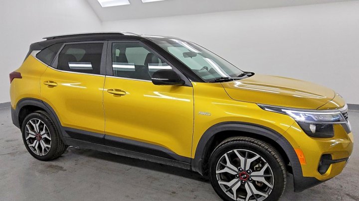 KIA Seltos  2021
