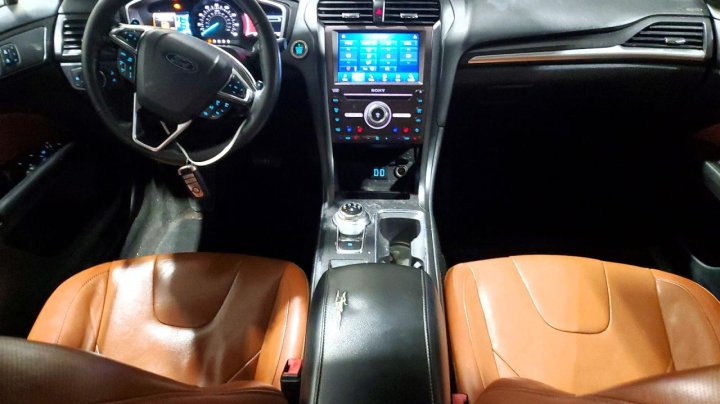 Ford FUSION  2020