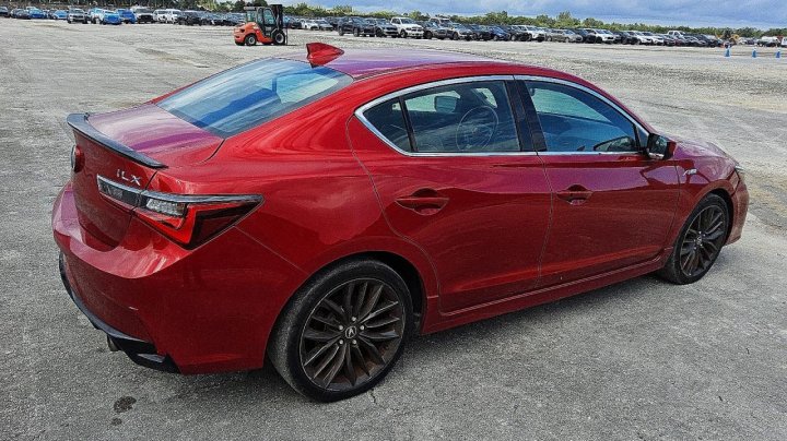 Acura ILX  2019