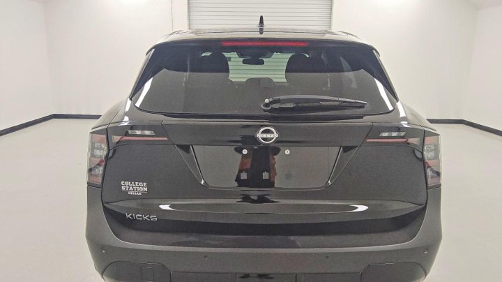 Nissan Kicks  2025