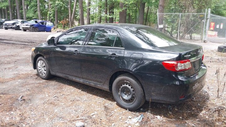 Toyota Corolla L 2013