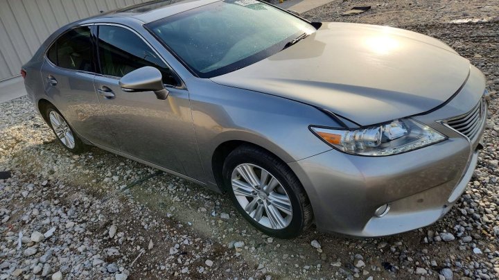 Lexus ES  2015