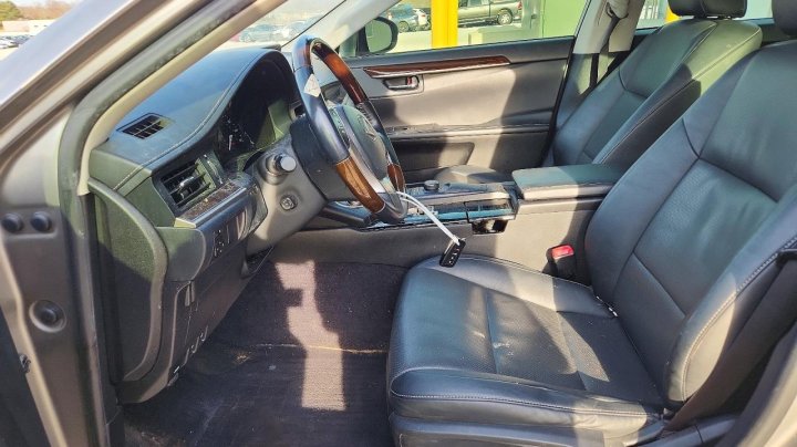 Lexus ES  2015