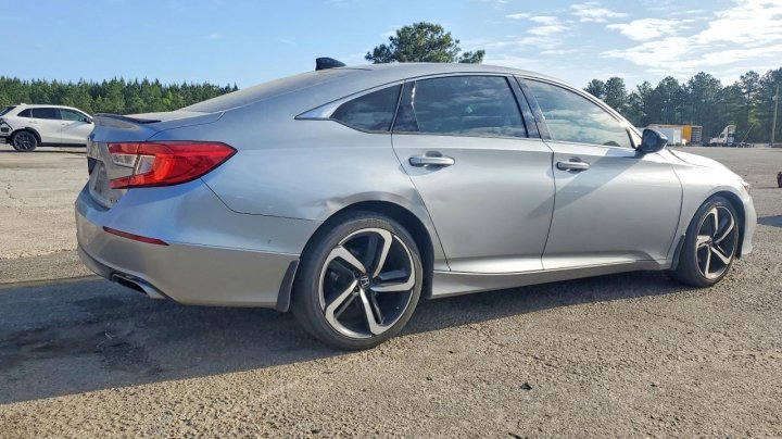 Honda Accord  2022