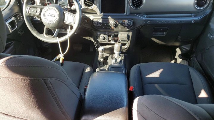 JEEP WRANGLER  2022