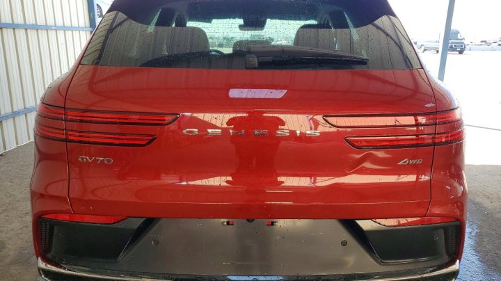 Genesis GV70  2026
