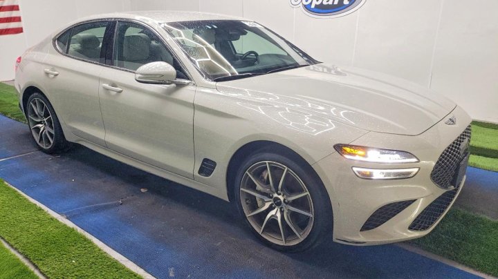Genesis G70  2024