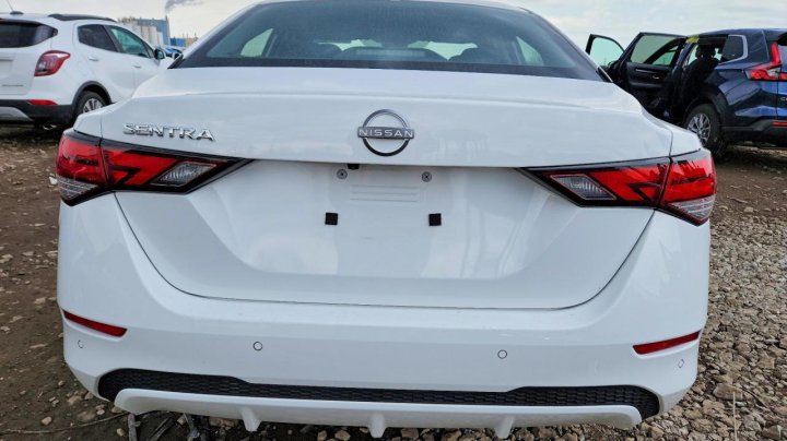 Nissan Sentra  2025