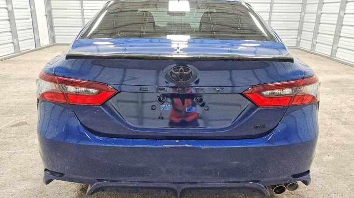 Toyota Camry  2023