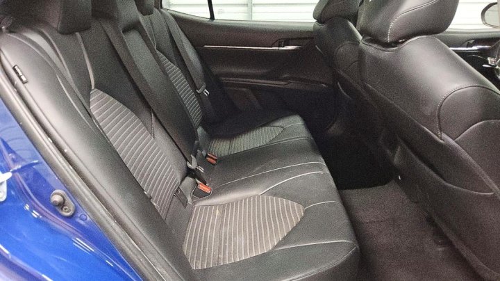 Toyota Camry  2023