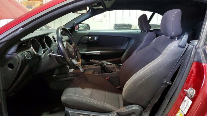 Ford MUSTANG  2016