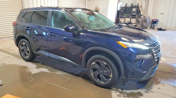 Nissan ROGUE  2025