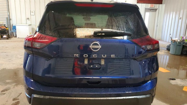 Nissan ROGUE  2025
