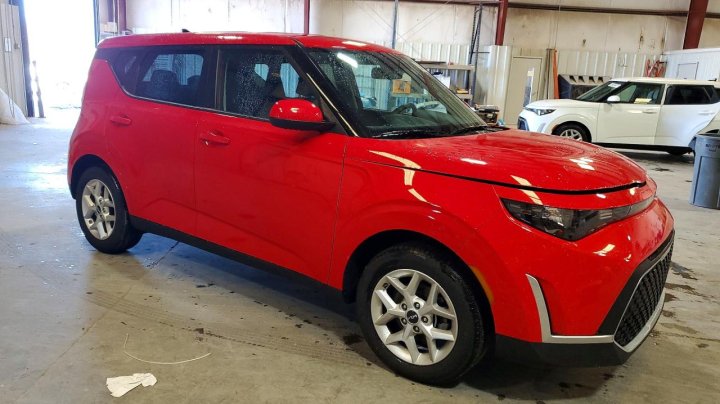 KIA Soul  2025