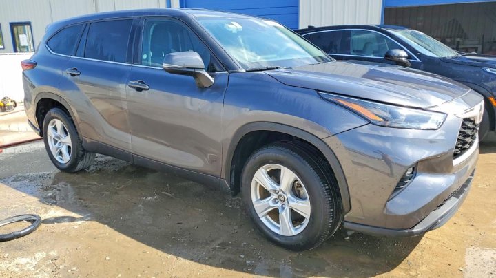 Toyota Highlander  2024