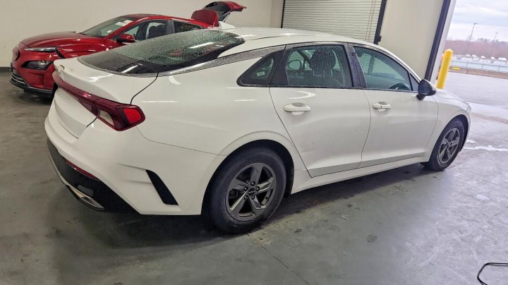 KIA K5  2023