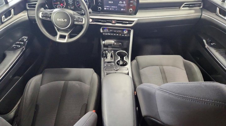 KIA K5  2023