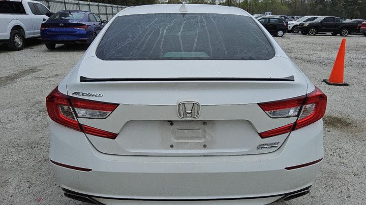 Honda Accord  2022