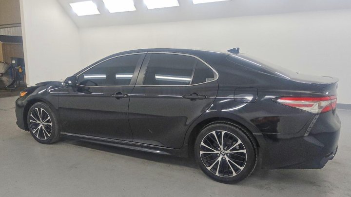 Toyota Camry  2019