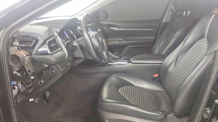 Toyota Camry  2019