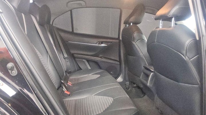 Toyota Camry  2019