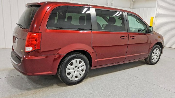 Dodge GRAND  2018