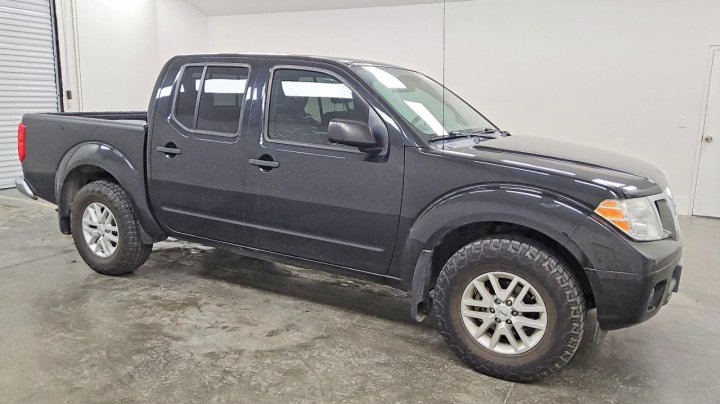Nissan Frontier  2020