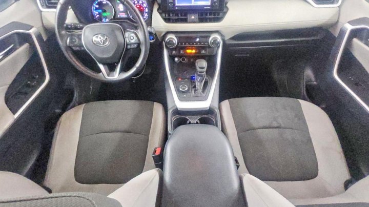 Toyota RAV4  2020