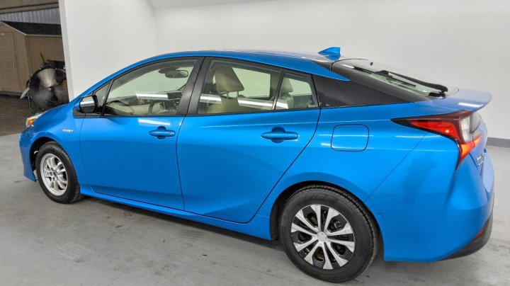 Toyota Prius  2019