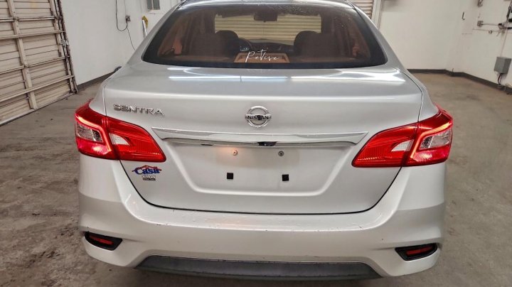 Nissan Sentra  2018