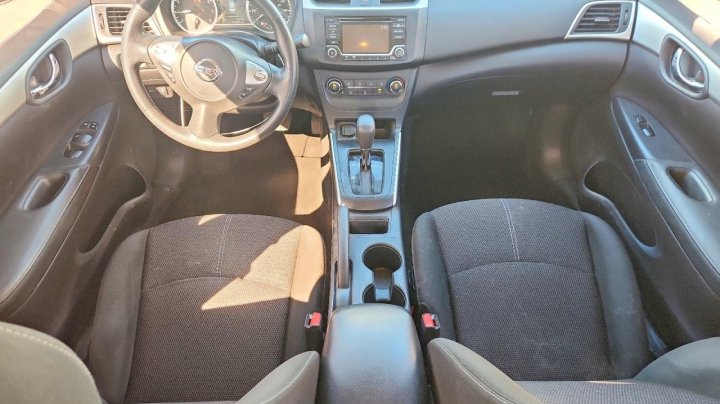 Nissan Sentra  2018
