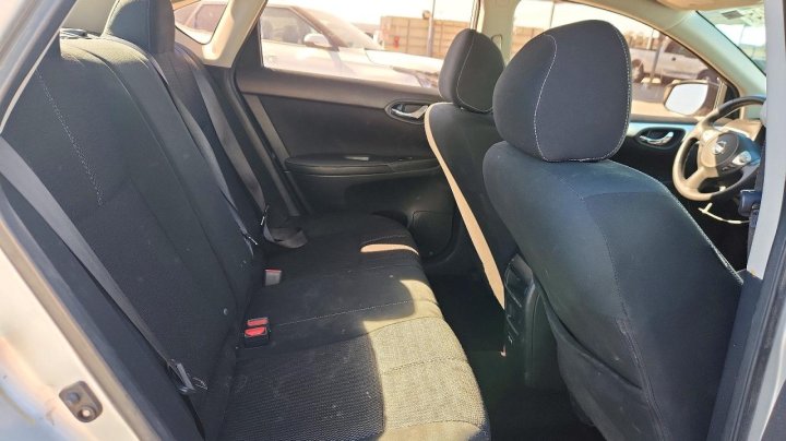 Nissan Sentra  2018