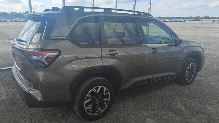 Subaru Forester  2025