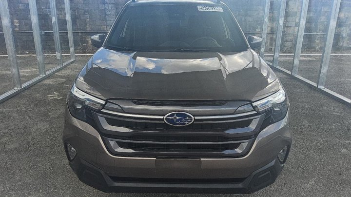 Subaru Forester  2025