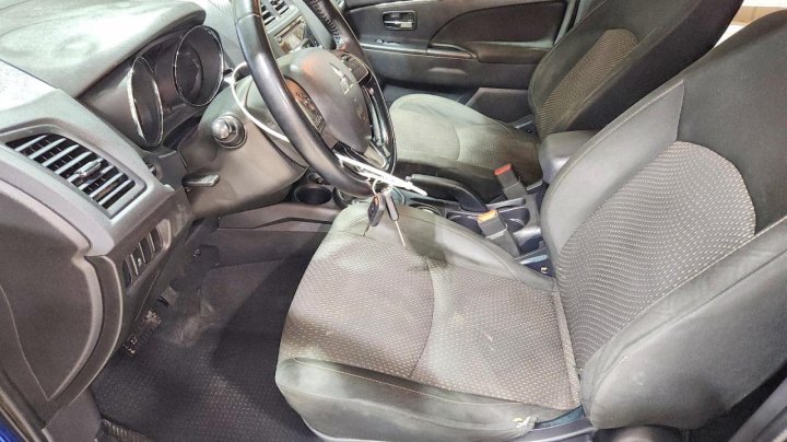 Mitsubishi Outlander  2016