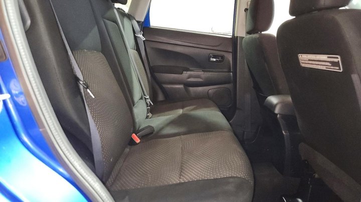 Mitsubishi Outlander  2016