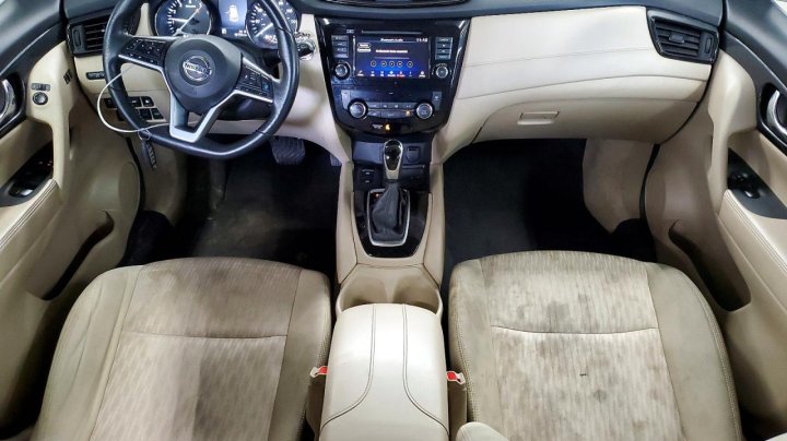 Nissan ROGUE  2020