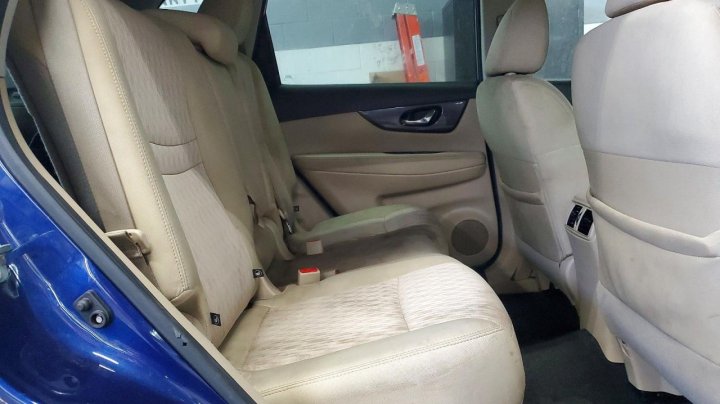Nissan ROGUE  2020